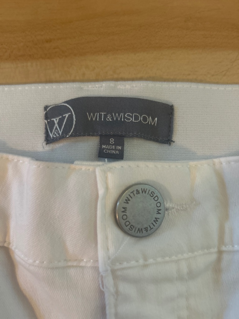 NWOT Wit & Wisdom Bennett High Waist Barely Bootcut White Denim Jean SIZE 8 - Picture 3 of 6